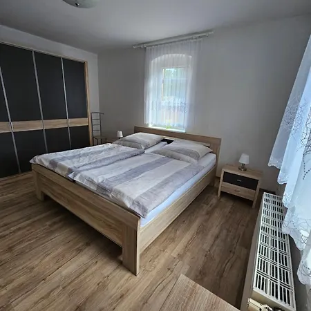 Apartamento Karlguth Neustadt in Sachsen